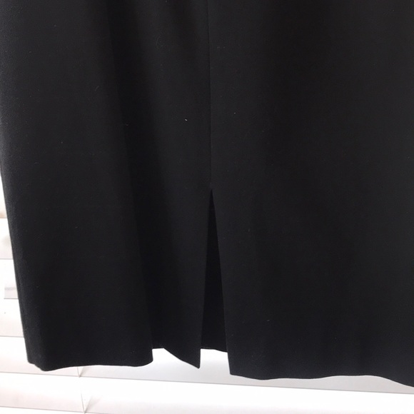 Dress - Picture 5 of 8